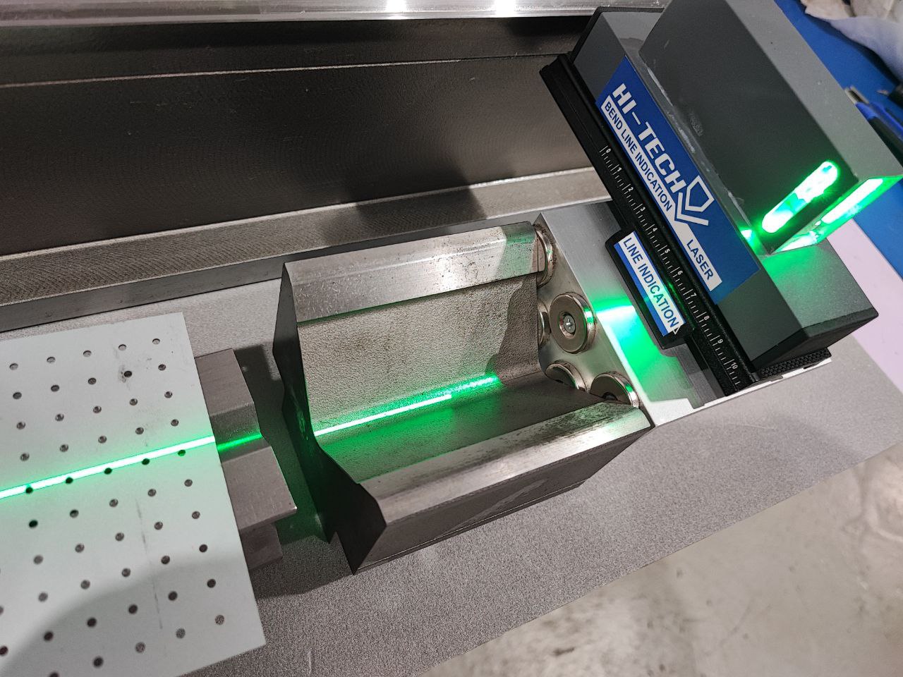 Лазерные индикаторы линии изгиба